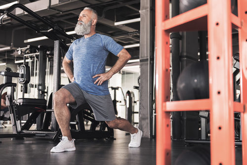 man doing lunges power workout for men
